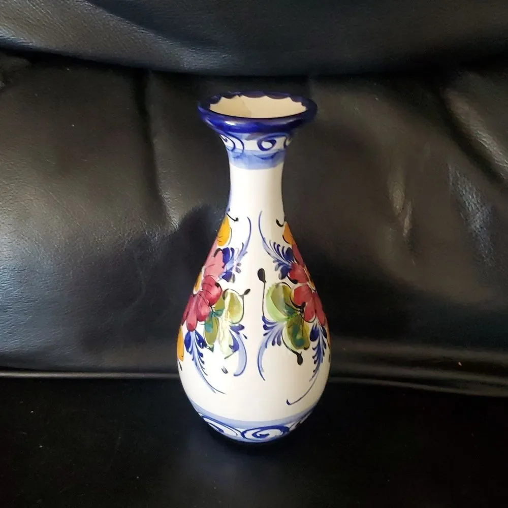 Hand-Painted Portuguese Ceramic Vase – Faireal Alcobaça